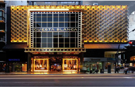 太白门头设计与商业空间的纽带。